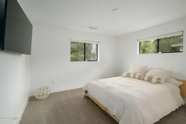 $1,810,000 | 3413 North 45th Street, Phoenix, AZ 85018