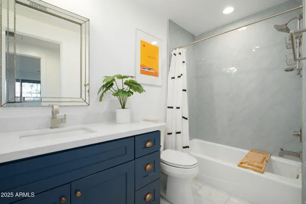 $1,810,000 | 3413 North 45th Street, Phoenix, AZ 85018