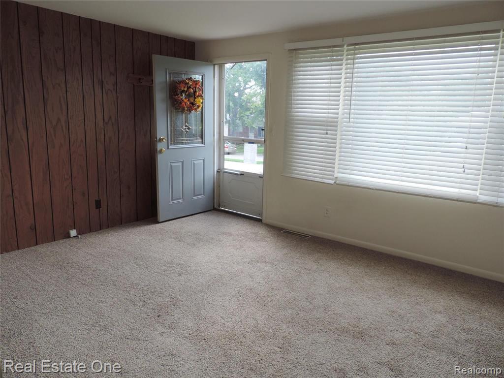 326 North Alice Avenue Rochester, MI 48307 - Photo 5 of 5
