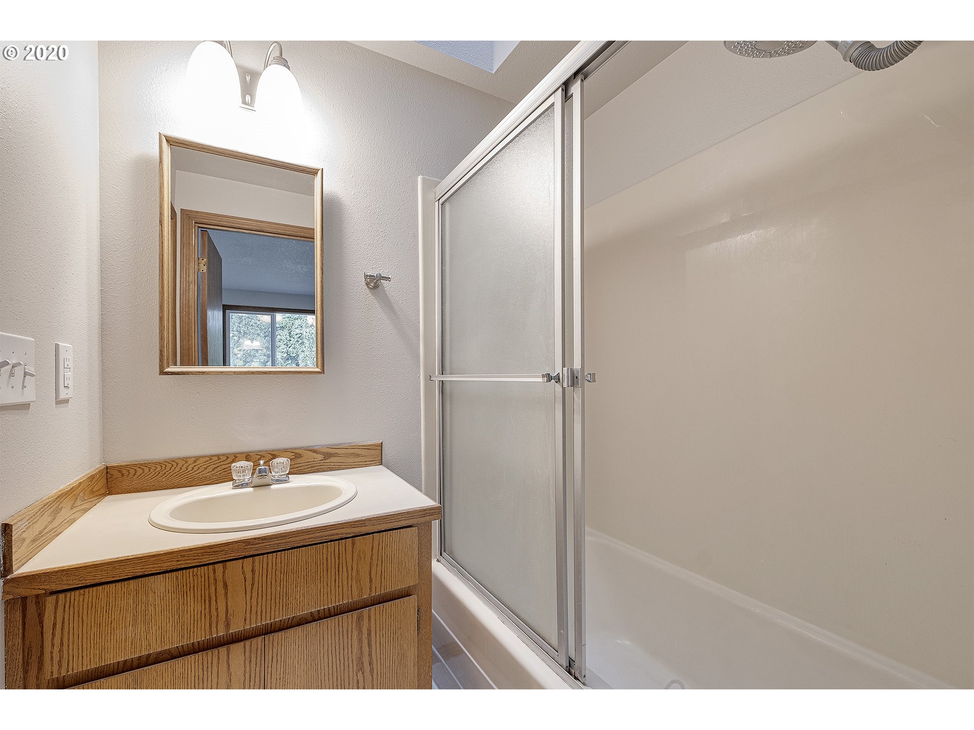 20480 Southwest Rosa Drive Aloha, OR 97078 - Photo 19 of 29 Gallery Image 19