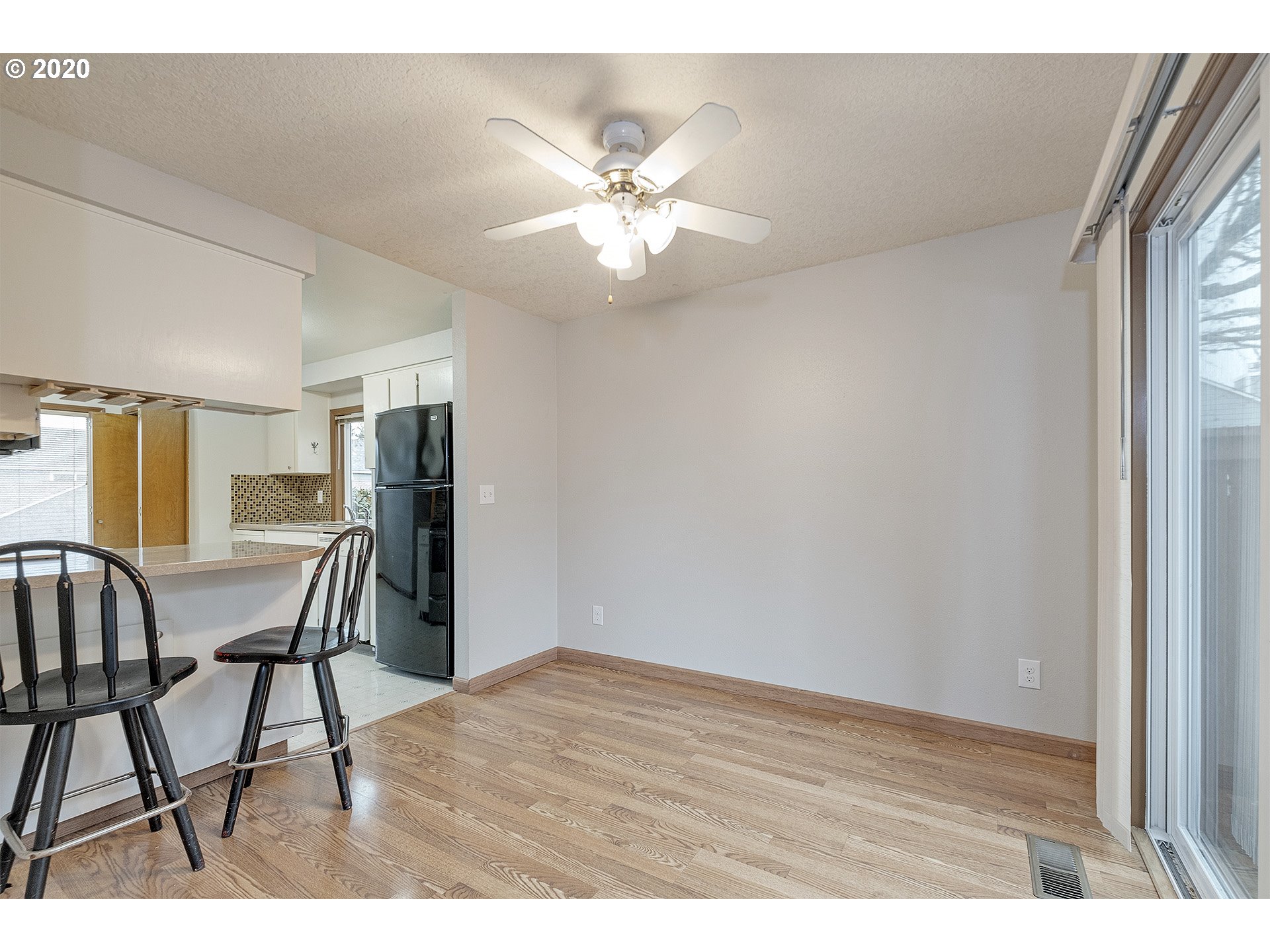 20480 Southwest Rosa Drive Aloha, OR 97078 - Photo 7 of 29 Gallery Image 7