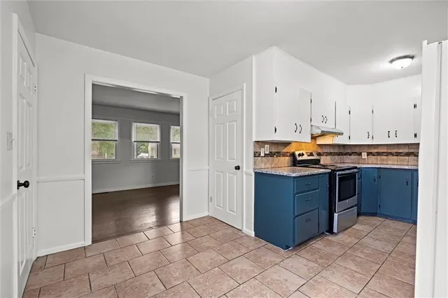 $179,000 | 12905 East 33rd Street South, Independence, MO 64055