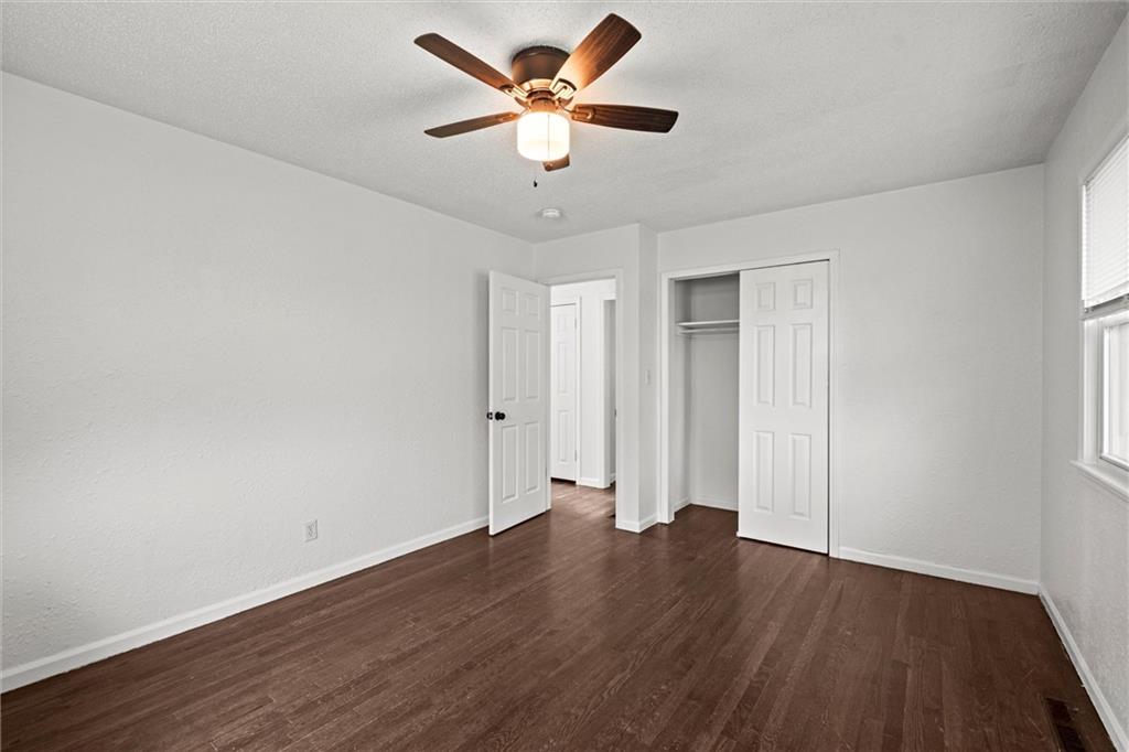 12905 East 33rd Street South Independence, MO 64055 - Photo 21 of 31