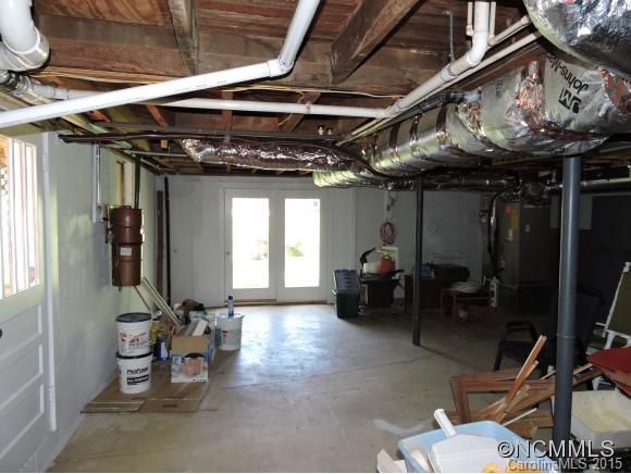 310 Luther Road Candler, NC 28715 - Photo 15 of 24 Gallery Image 15