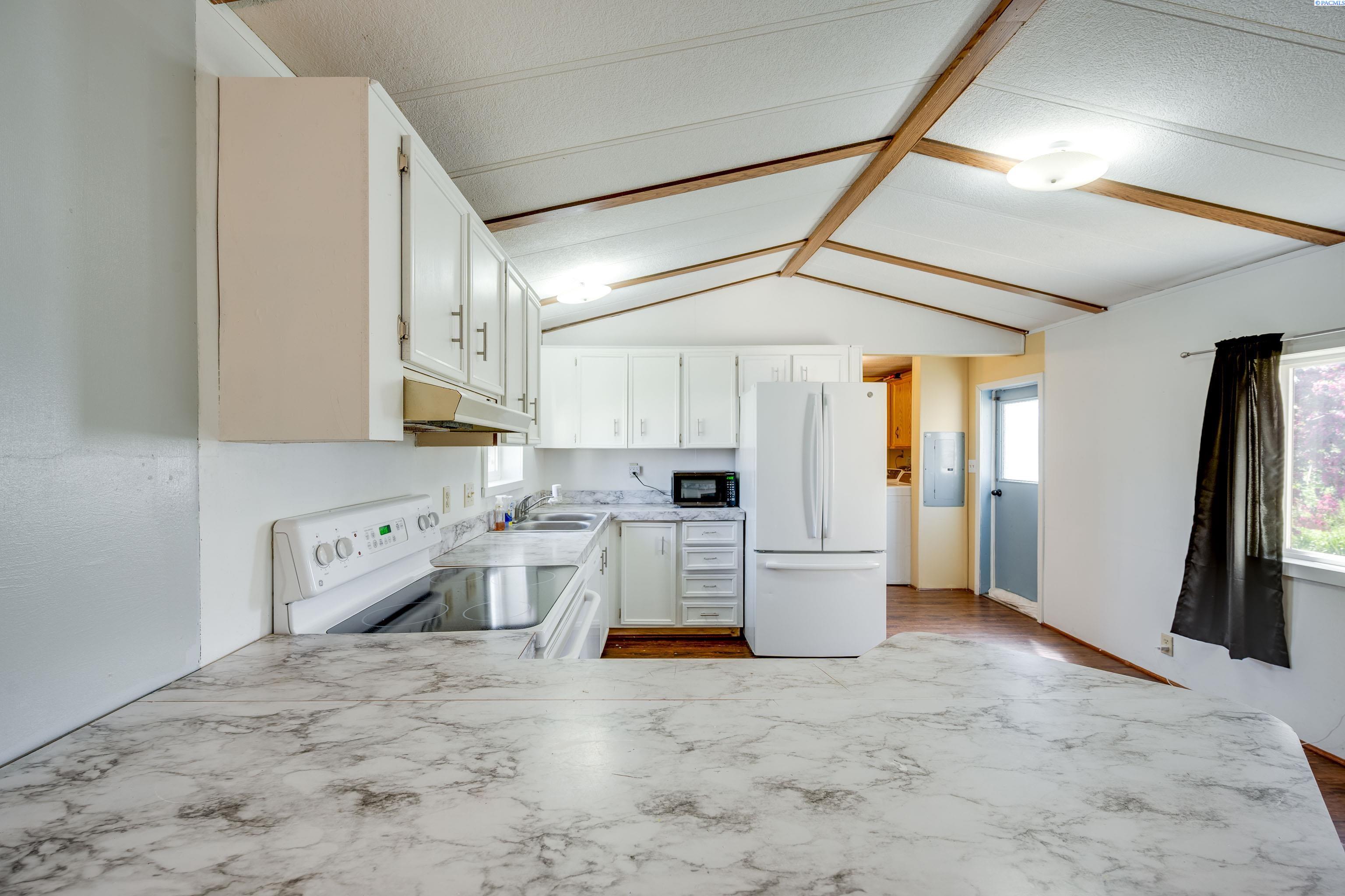 2602 Pullman Albion Road, Unit B1 Pullman, WA 99163 - Photo 8 of 31 Gallery Image 8