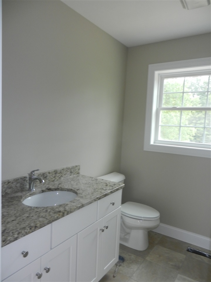714 Fremont Road Chester, NH 03036 - Photo 12 of 21