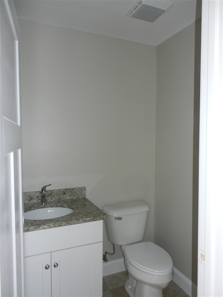 714 Fremont Road Chester, NH 03036 - Photo 9 of 21
