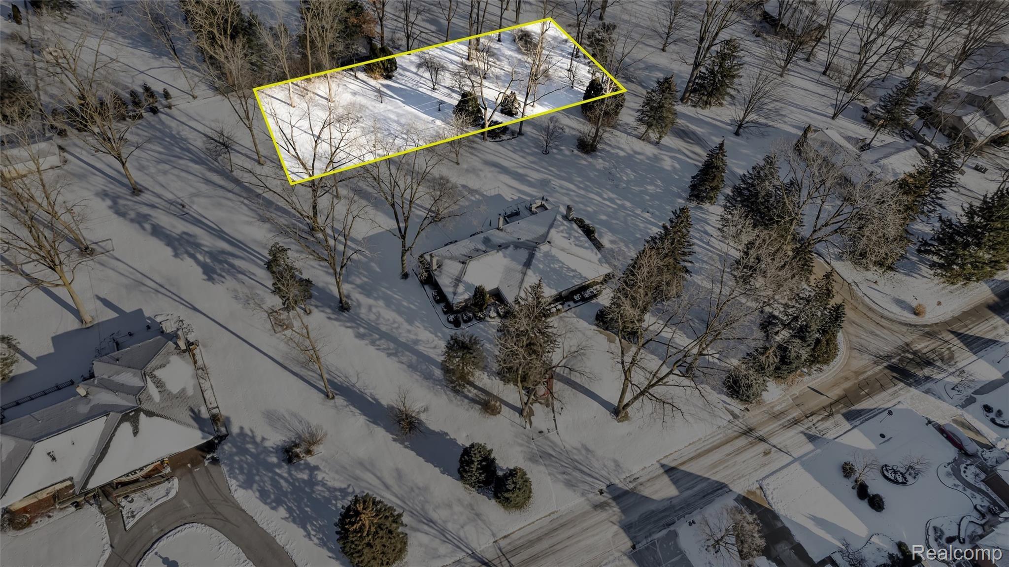 1781 Mackwood Road Rochester, MI 48307 - Photo 3 of 39 13-DJI_0724 copy3.jpg