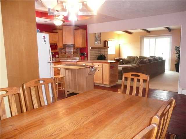 114 Knoll Road Vista, CA 92083 - Photo 4 of 18 Gallery Image 4