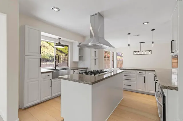 $1,039,000 | 2332 Eastridge Loop, Chula Vista, CA 91915