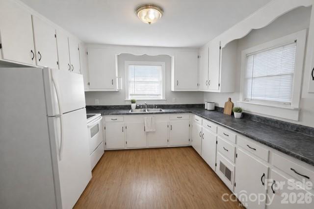 911 Hickory Grove Road Gastonia, NC 28056 - Photo 2 of 30