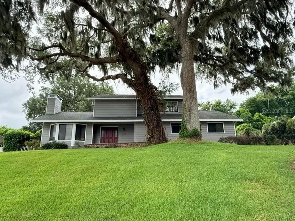 $2,900 | 6804 Lake View Drive, Yalaha, FL 34797