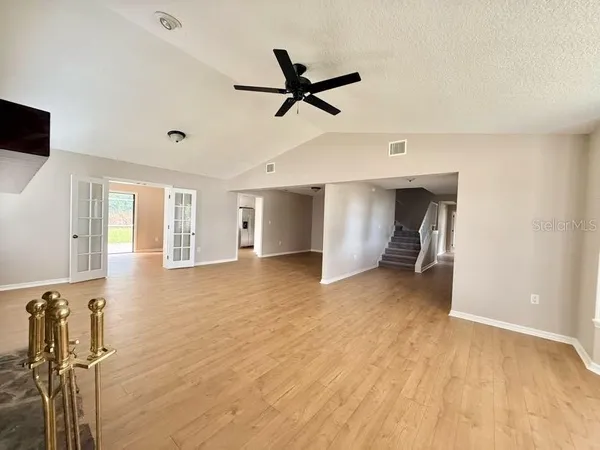 $2,900 | 6804 Lake View Drive, Yalaha, FL 34797