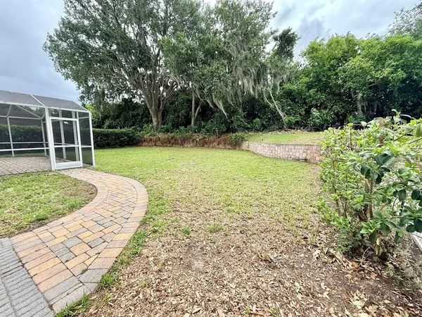 $2,900 | 6804 Lake View Drive, Yalaha, FL 34797