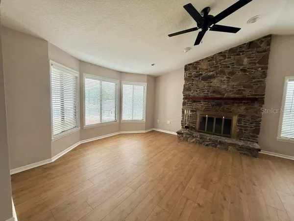 $2,900 | 6804 Lake View Drive, Yalaha, FL 34797