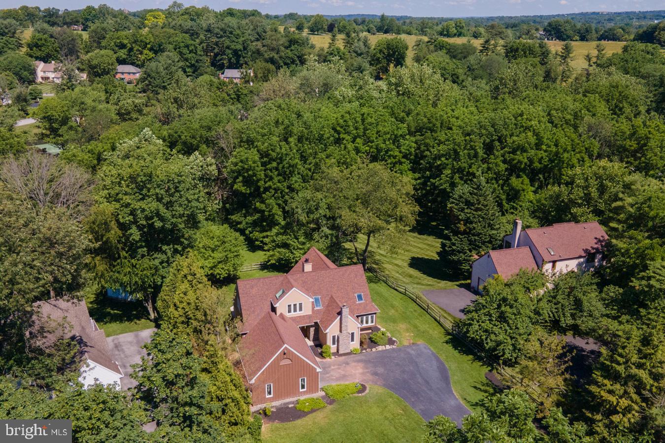 865 Richards Road Wayne, PA 19087 - Photo 3 of 37