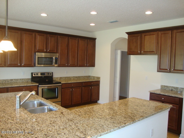 793 Reflection Cove Road East Jacksonville, FL 32218 - Photo 2 of 15 Kitchen