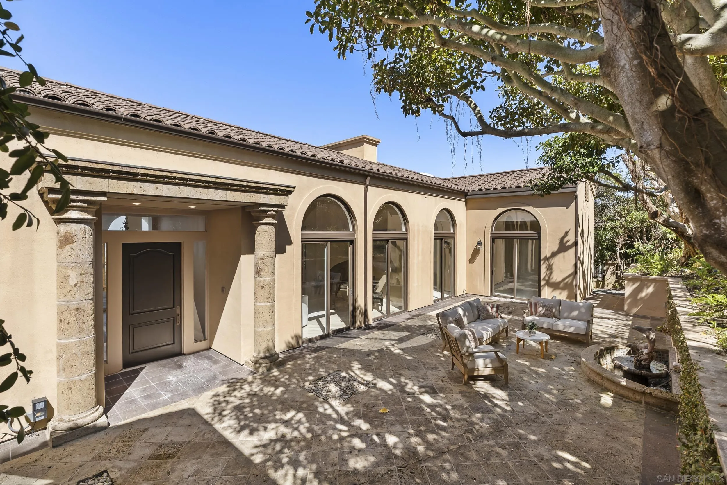 2302 Rue Adriane La Jolla, CA 92037 - Photo 31 of 31 a front view of a house