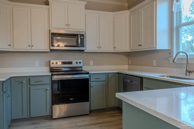 $455,000 | 5713 Dune Avenue, Pensacola, FL 32507