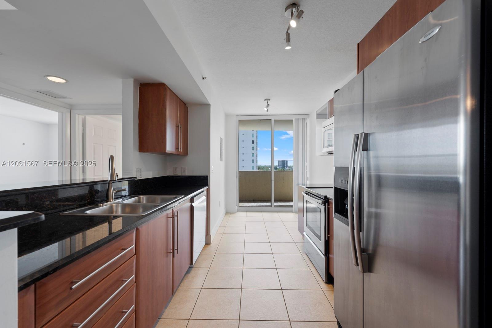 3232 Southwest 22nd Terrace, Unit 802 Miami, FL 33145 - Photo 10 of 27