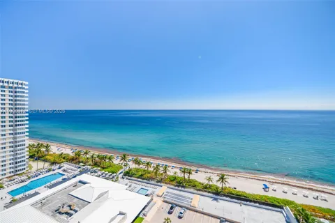 $899,000 | 1980 South Ocean Drive, Unit 17E, Hallandale Beach, FL 33009