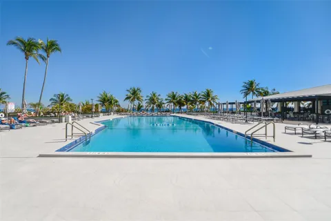 $899,000 | 1980 South Ocean Drive, Unit 17E, Hallandale Beach, FL 33009