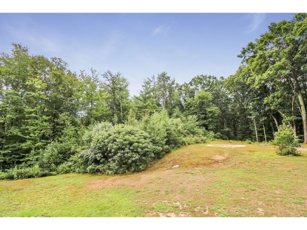 28 Dry Hill Road, Unit A Rochester, NH 03839 - Photo 12 of 23