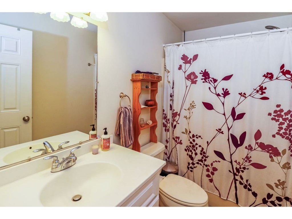 28 Dry Hill Road, Unit A Rochester, NH 03839 - Photo 16 of 23