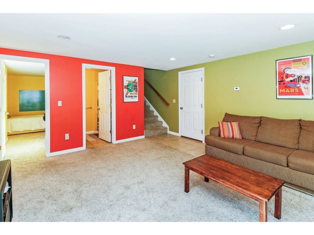 28 Dry Hill Road, Unit A Rochester, NH 03839 - Photo 5 of 23