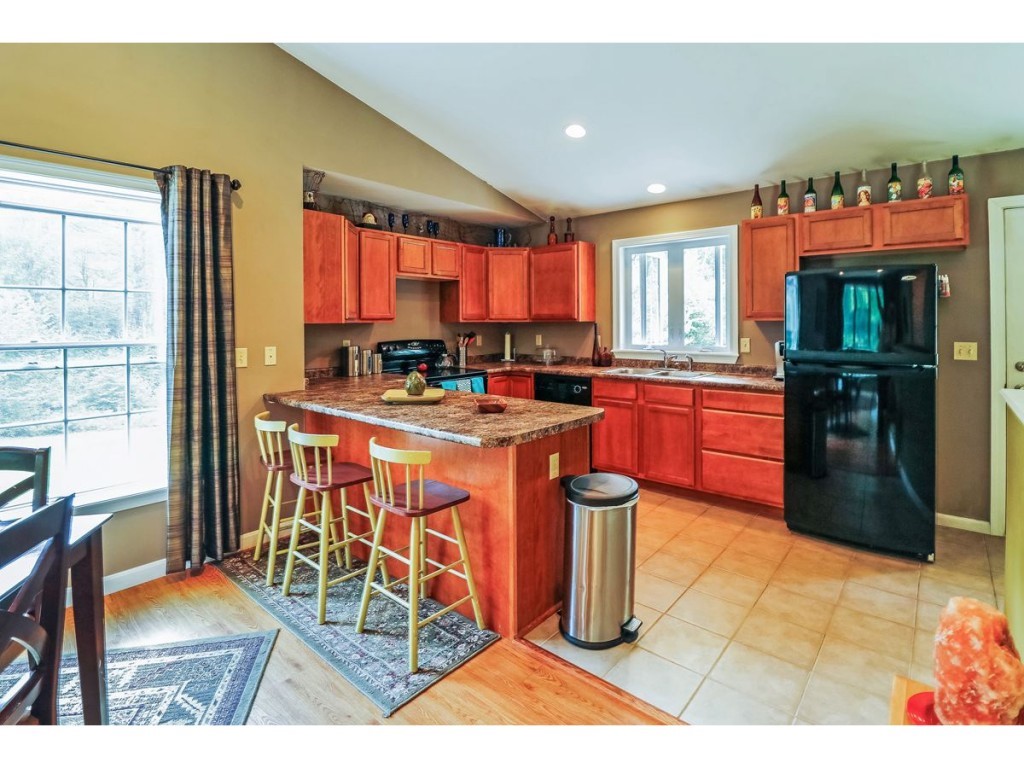 28 Dry Hill Road, Unit A Rochester, NH 03839 - Photo 9 of 23