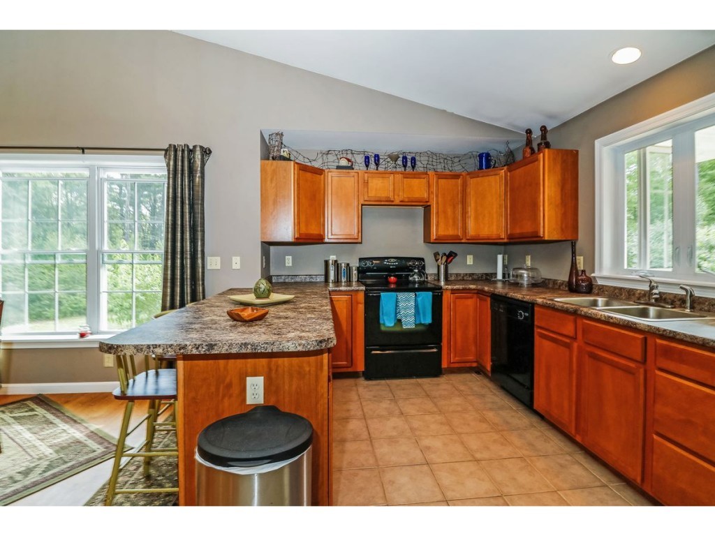 28 Dry Hill Road, Unit A Rochester, NH 03839 - Photo 10 of 23