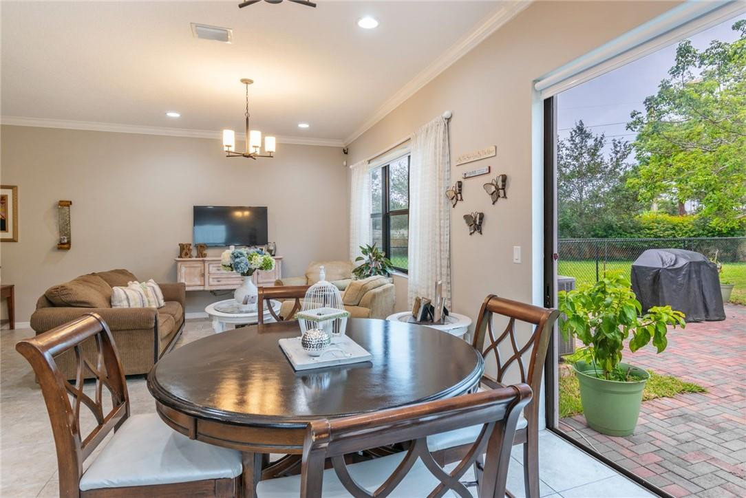 9014 Southwest 39th Street Miramar, FL 33025 - Photo 7 of 36 Photo 7