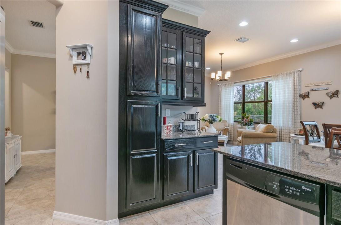 9014 Southwest 39th Street Miramar, FL 33025 - Photo 10 of 36 Photo 10