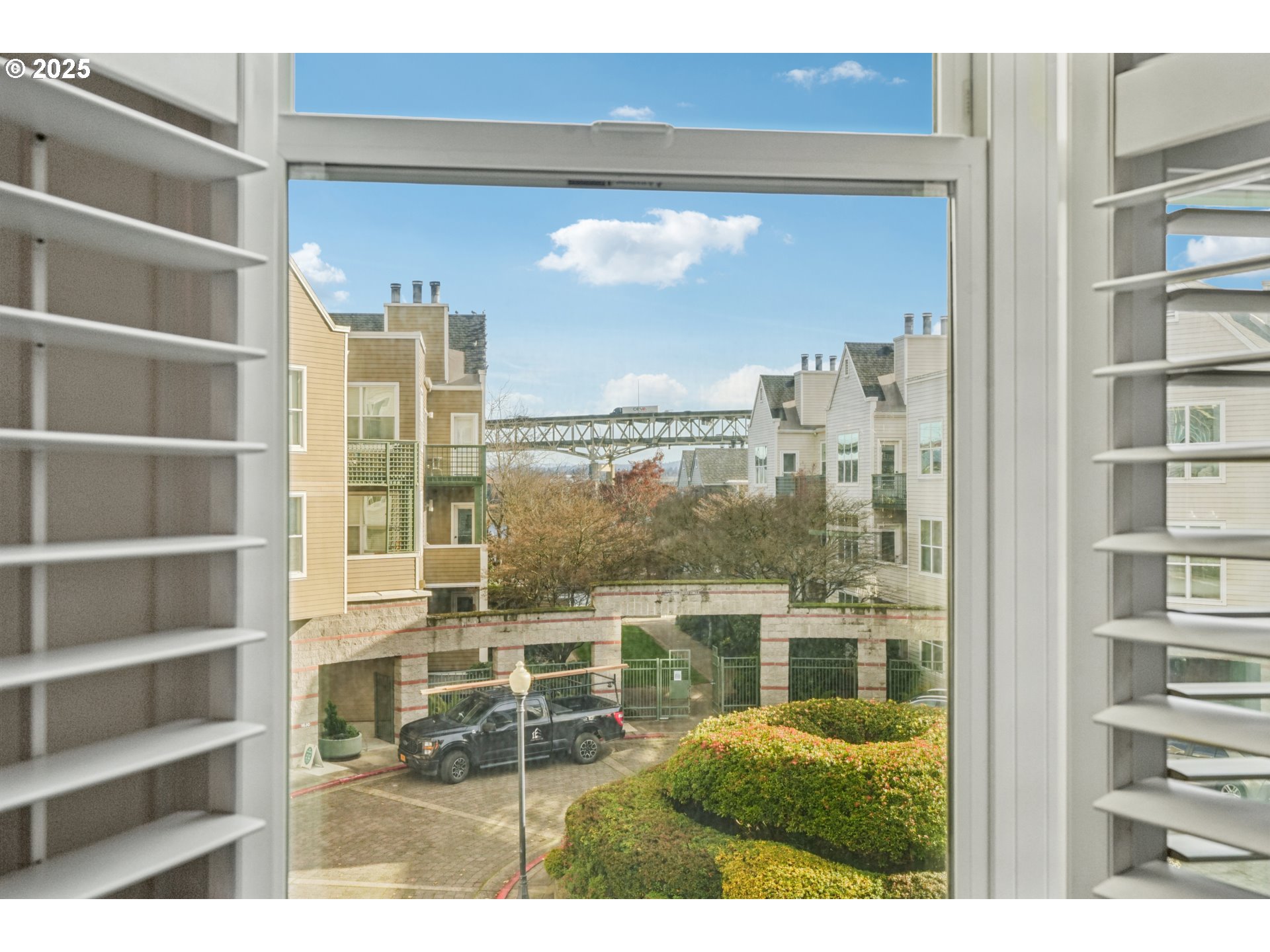 1616 South Harbor Way, Unit 402 Portland, OR 97201 - Photo 16 of 34 a view of a city from a windows