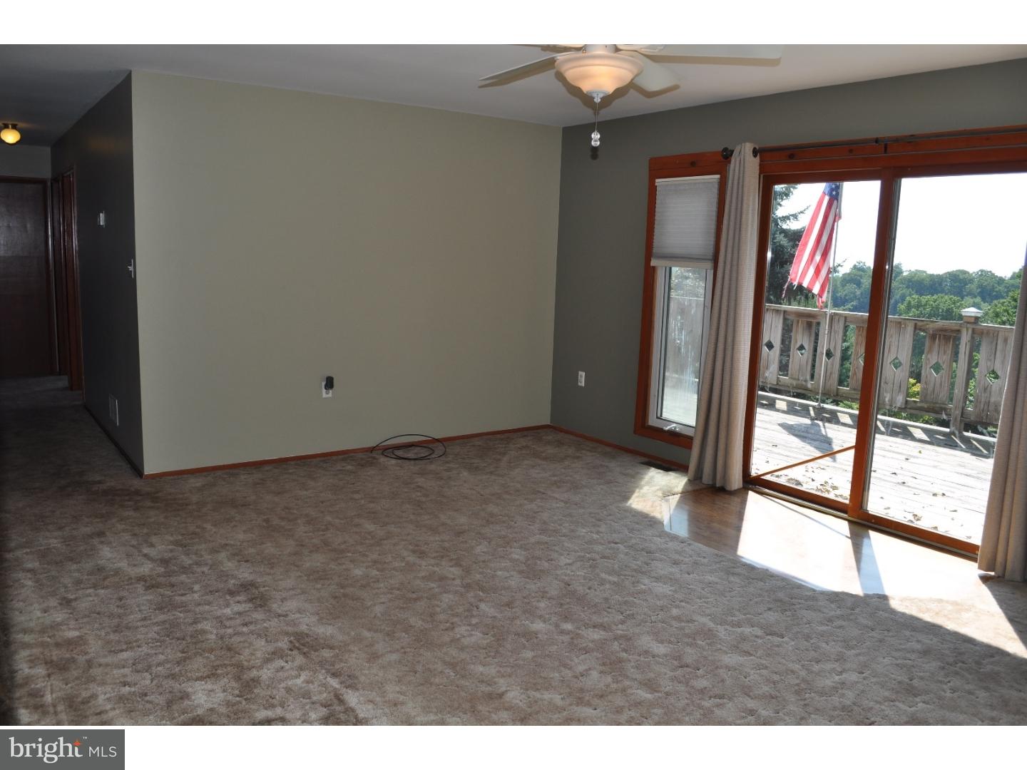 253 Lenape Road Bechtelsville, PA 19505 - Photo 8 of 23 Family Room