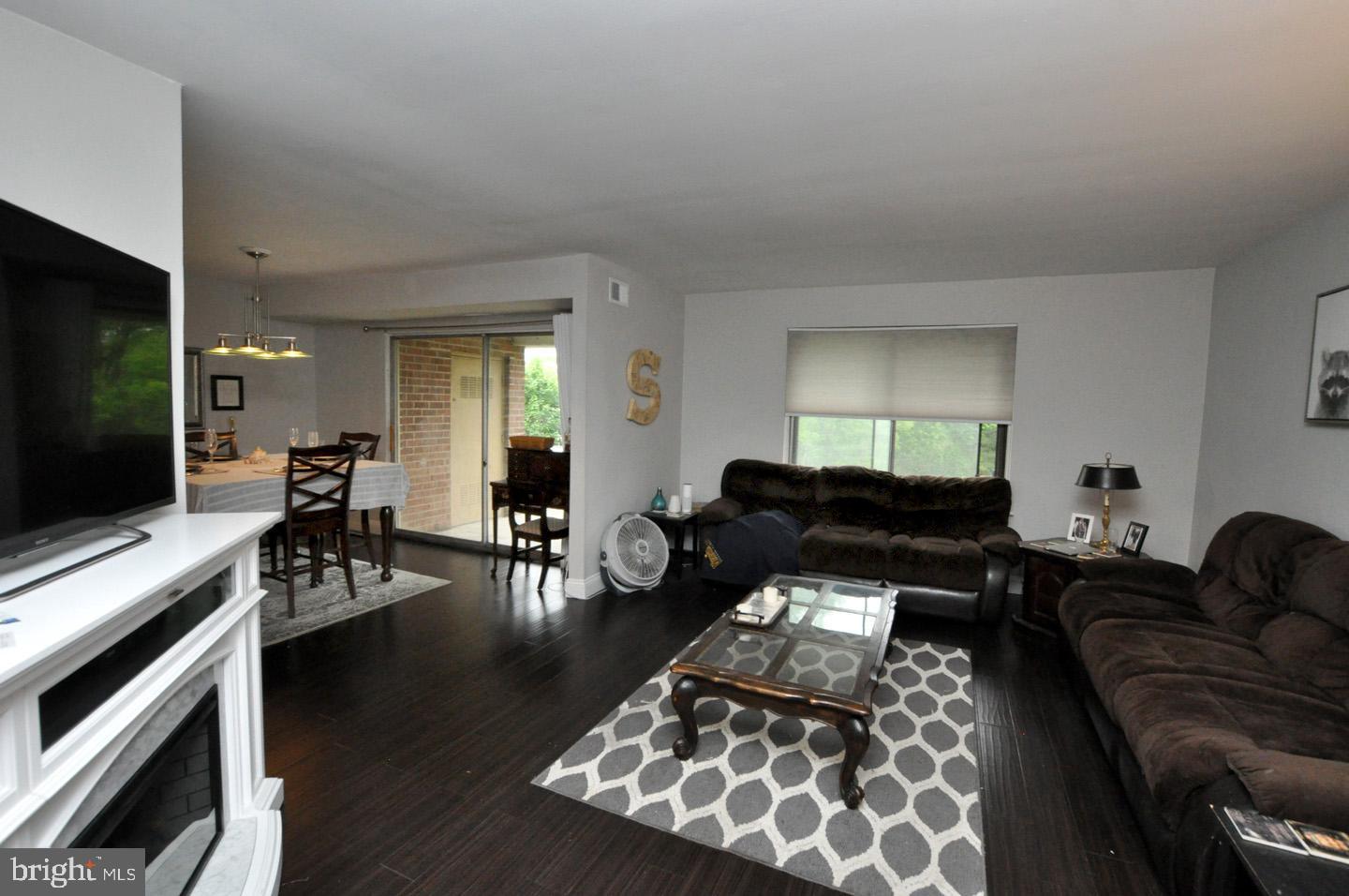 175 Echelon Road Voorhees, NJ 08043 - Photo 3 of 18