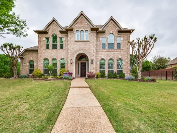 $1,000,000 | 813 Weybridge Lane, Keller, TX 76248