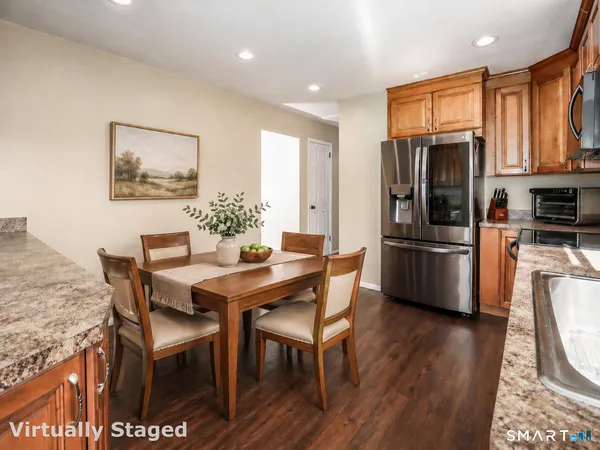 $389,900 | 115 Wynwood Drive, New Milford, CT 06776