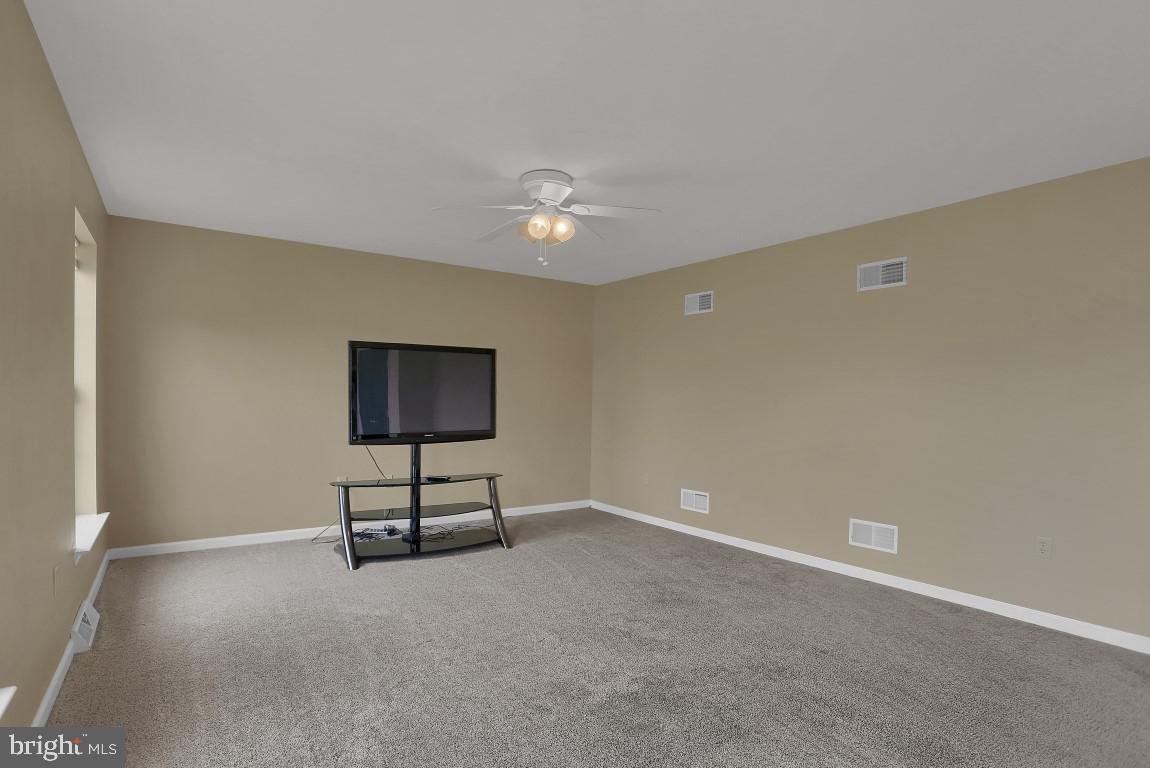 645 Bairs Road York, PA 17408 - Photo 17 of 41 Gallery Image 17
