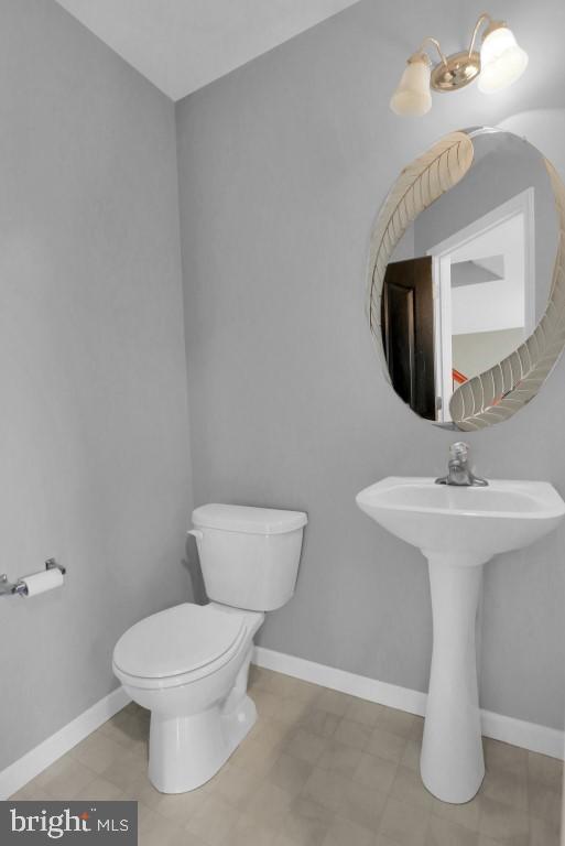 645 Bairs Road York, PA 17408 - Photo 18 of 41 Half bath on main floor