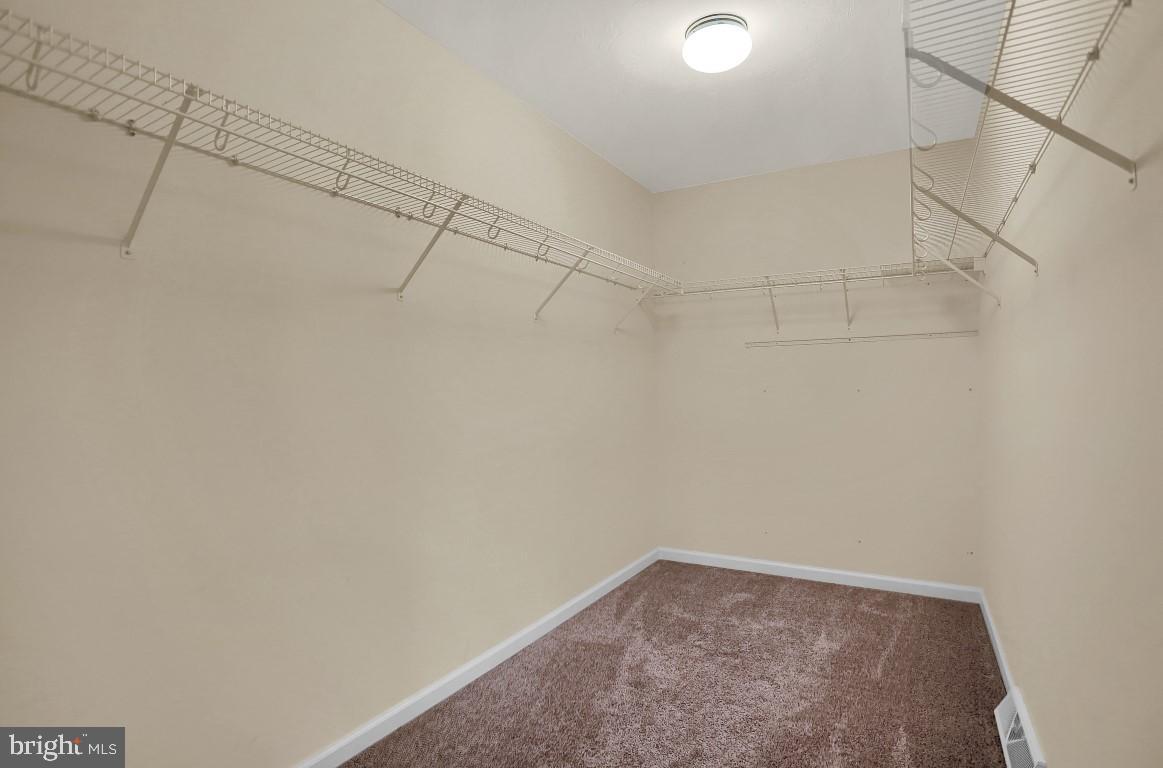 645 Bairs Road York, PA 17408 - Photo 23 of 41 Master walk in closet
