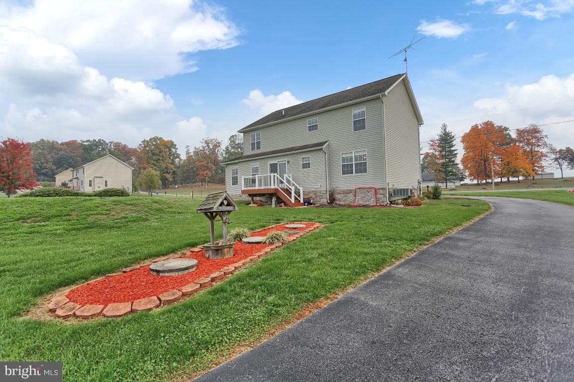 645 Bairs Road York, PA 17408 - Photo 39 of 41 Gallery Image 39