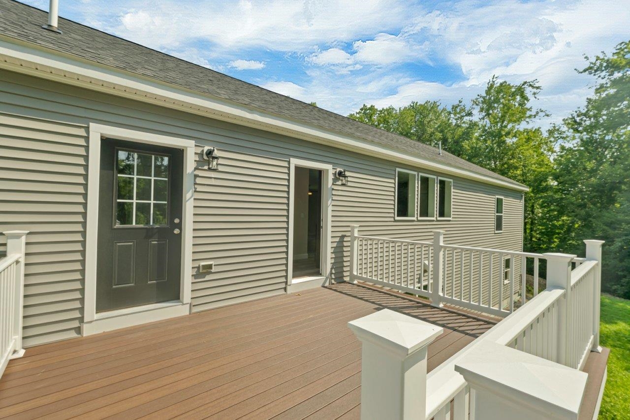 556 Old Candia Road Candia, NH 03034 - Photo 3 of 54