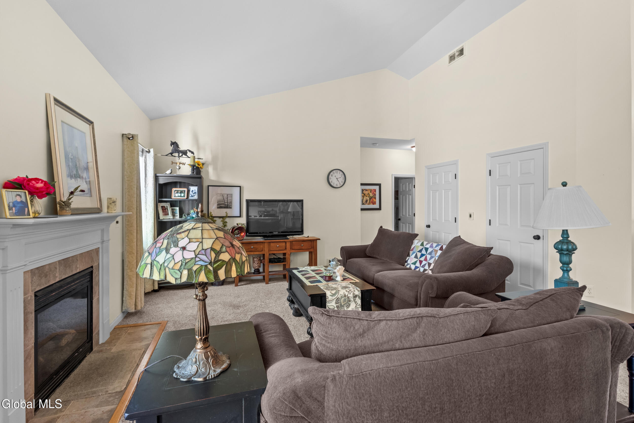 109 Abbey Road Poestenkill, NY 12140 - Photo 19 of 60 14__7__9447