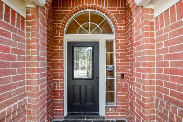 $2,450 | 707 New Pines Drive, Spring, TX 77373