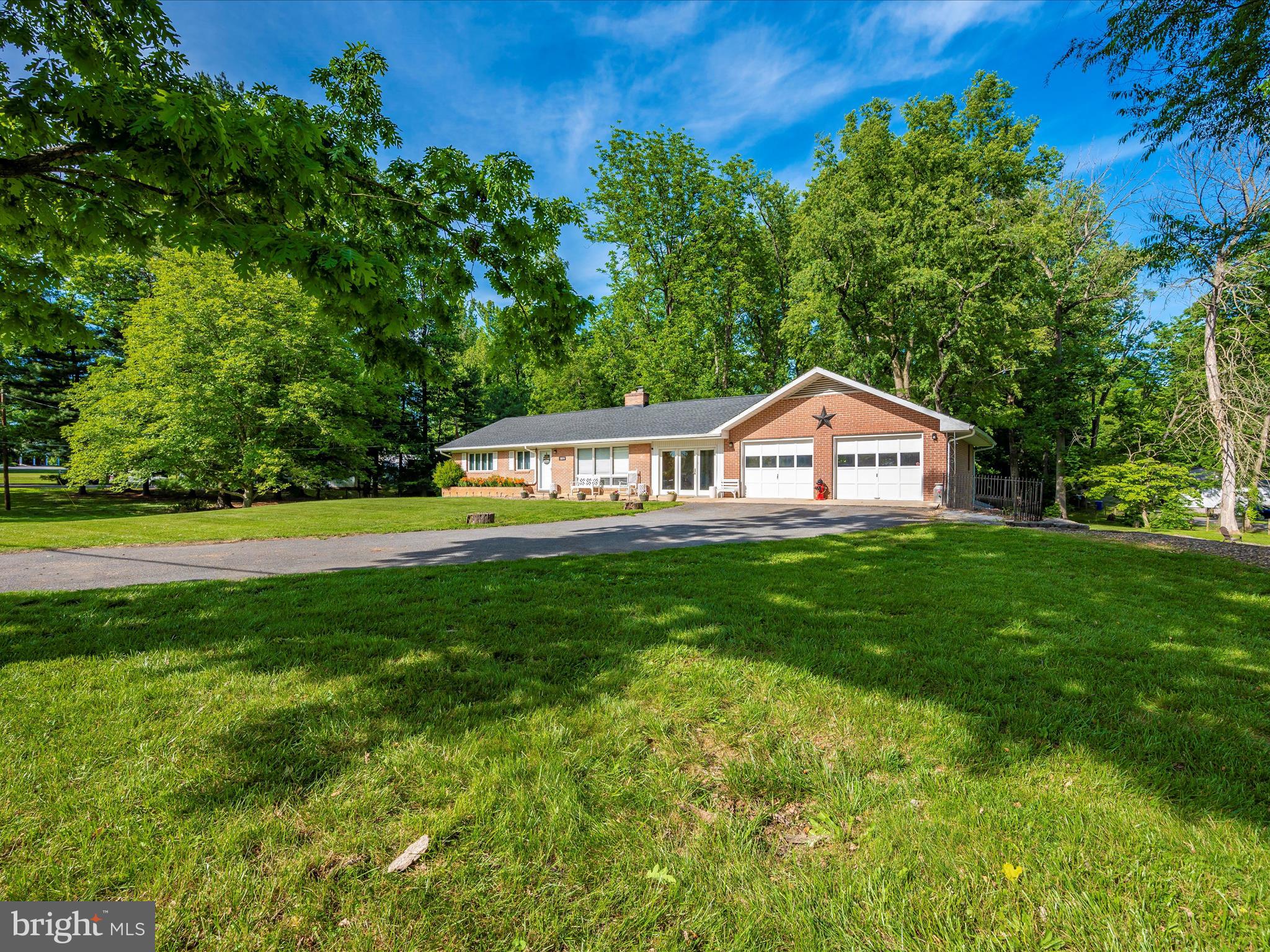 18310 Manor Church Road Boonsboro, MD 21713 - Photo 3 of 47 Media 11