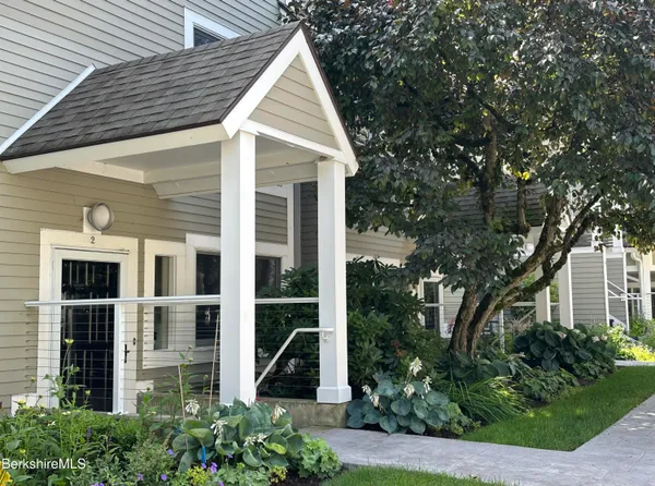 $629,000 | 80 Taconic Avenue, Unit 2, Great Barrington, MA 01230