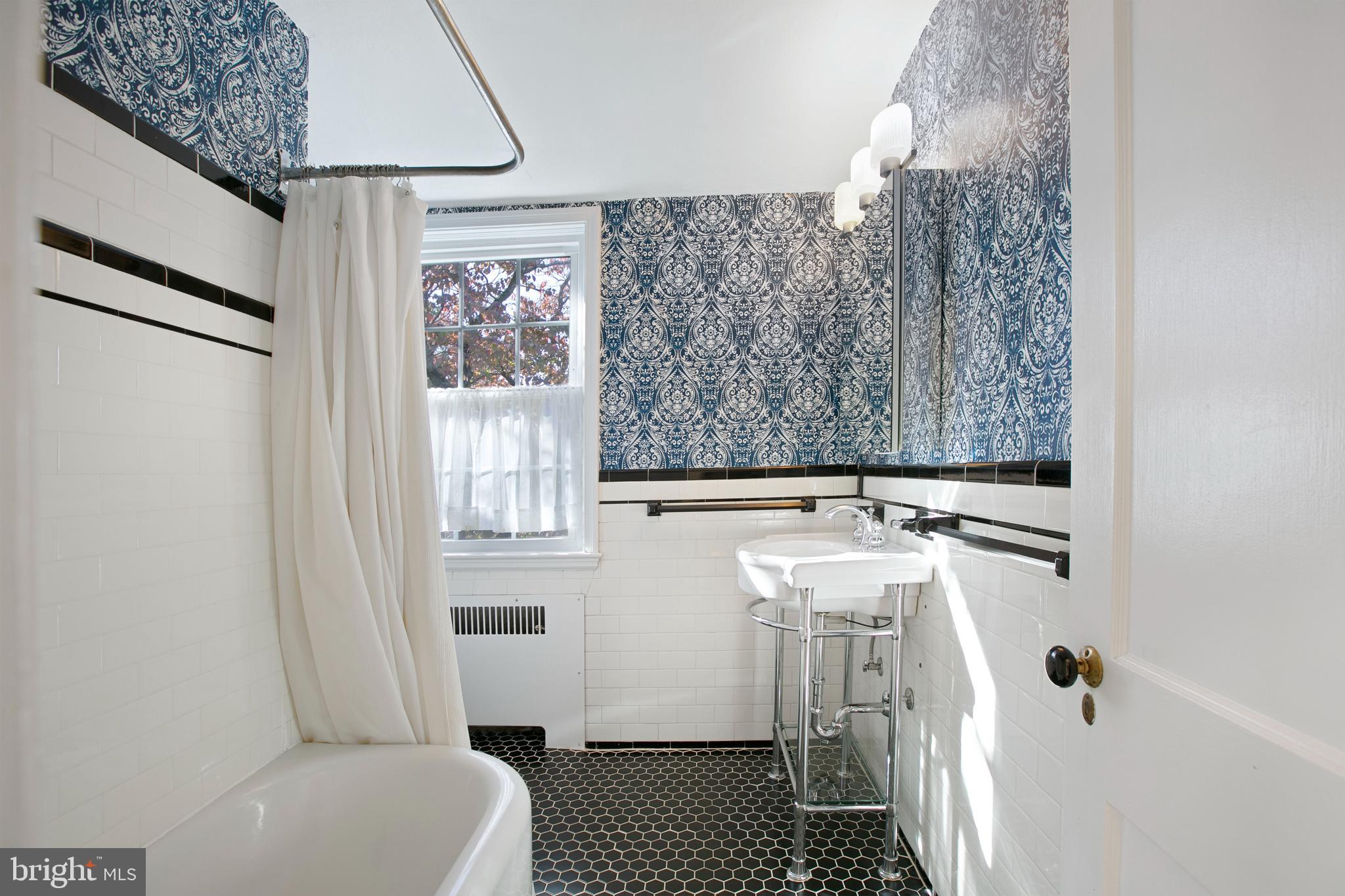 522 Overbrook Road Baltimore, MD 21212 - Photo 24 of 37 Charming details join modern updates.