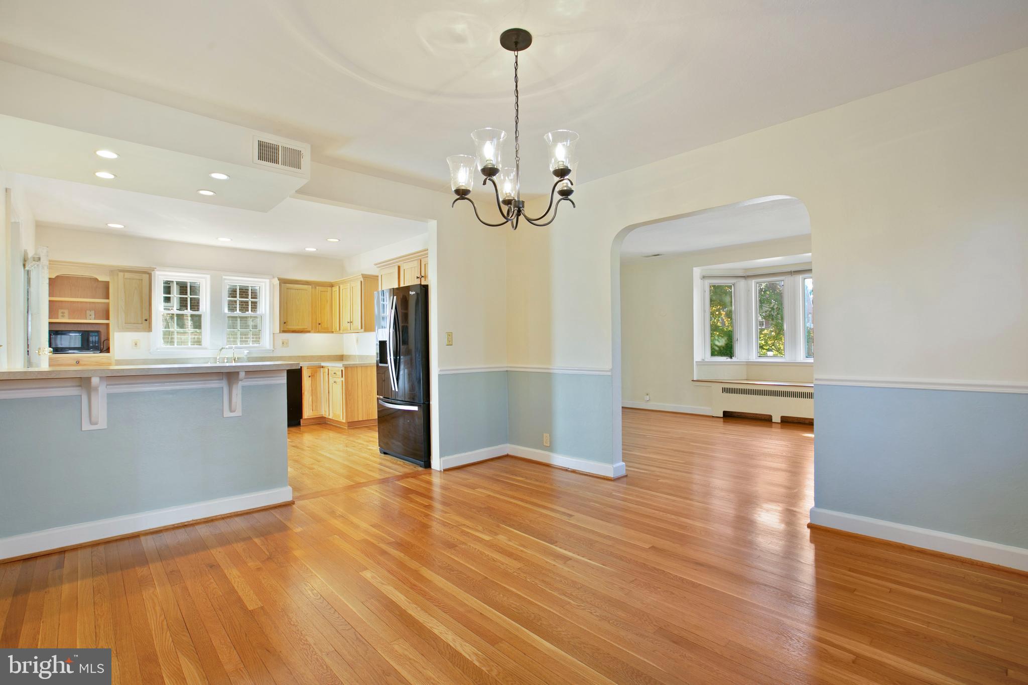 522 Overbrook Road Baltimore, MD 21212 - Photo 37 of 37 Open floor plan updated for today's lifestyle.
