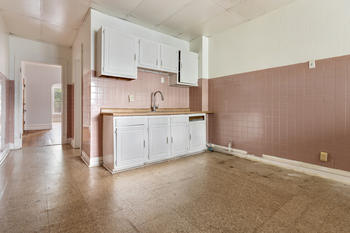 1907 West Irving Park Road Chicago, IL 60613 - Photo 17 of 26